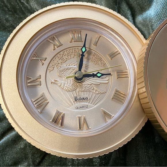 Alarm Clock Twenty Dollar Bulova Quartz Coin - Picture 1 of 6